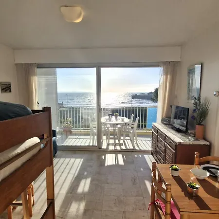 Royan - Un Reveil Face A La Pour Ce Au Charme Rustique - Du Pigeonnier Apartment