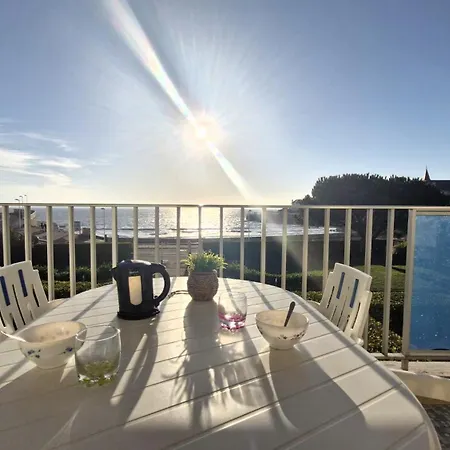 Royan - Un Reveil Face A La Pour Ce Au Charme Rustique - Du Pigeonnier Royan