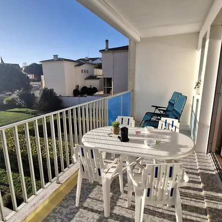 Apartment Royan - Un Reveil Face A La Pour Ce Au Charme Rustique - Du Pigeonnier