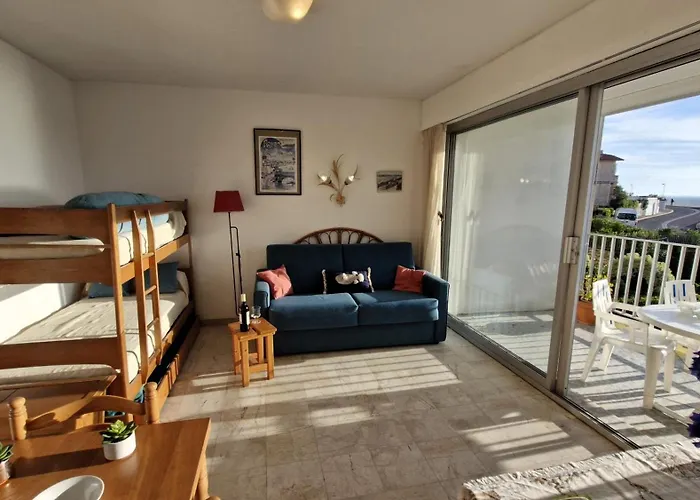 Royan - Un Reveil Face A La Pour Ce Au Charme Rustique - Du Pigeonnier