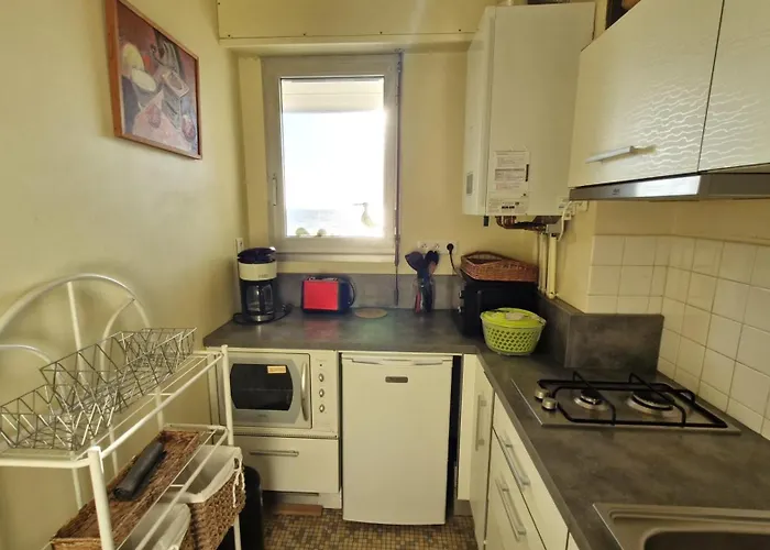 Apartment Royan - Un Reveil Face A La Pour Ce Au Charme Rustique - Du Pigeonnier Royan