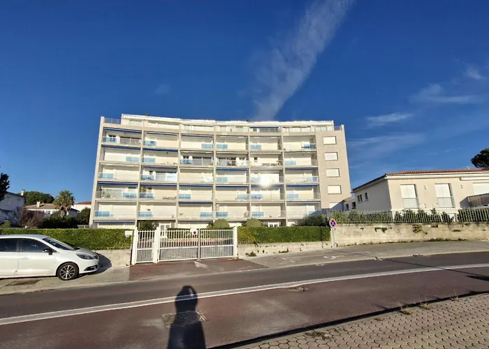 Apartment Royan - Un Reveil Face A La Pour Ce Au Charme Rustique - Du Pigeonnier *